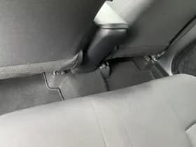 Toyota C-hr thumbnail 40