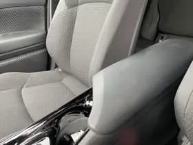 Toyota C-hr thumbnail 41