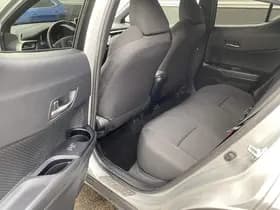 Toyota C-hr thumbnail 70