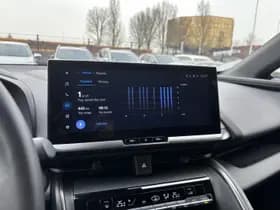 Toyota C-hr thumbnail 32