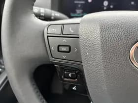 Toyota C-hr thumbnail 34