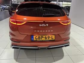 Kia Proceed thumbnail 56