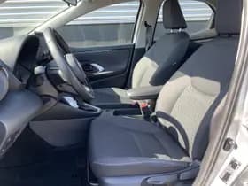 Toyota Yaris thumbnail 22