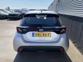 Toyota Yaris thumbnail 6