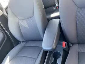 Toyota Yaris thumbnail 90