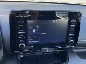 Toyota Yaris thumbnail 96