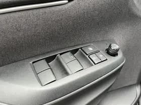 Toyota Yaris-cross thumbnail 28