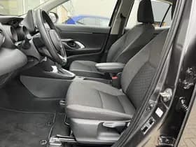 Toyota Yaris-cross thumbnail 51