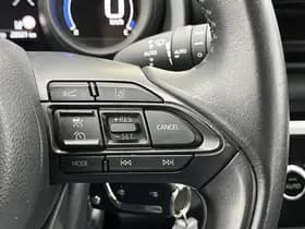 Toyota Yaris-cross thumbnail 56