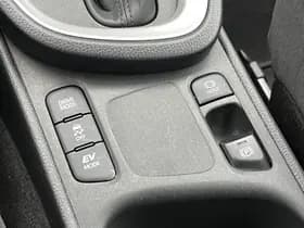 Toyota Yaris-cross thumbnail 60