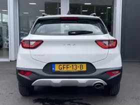 Kia Stonic thumbnail 3