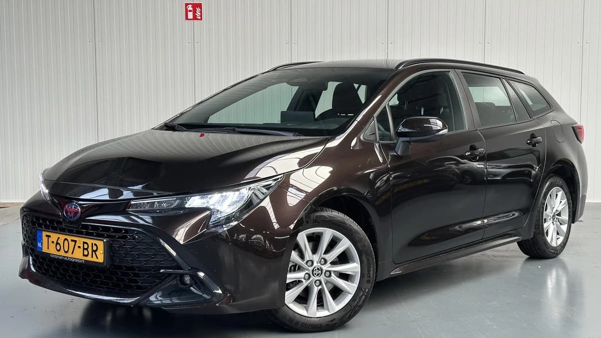 Toyota Corolla-touring-sports — foto 1