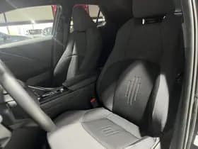 Toyota C-hr thumbnail 45