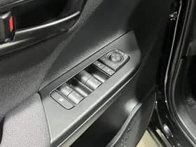 Toyota C-hr thumbnail 48