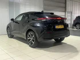 Toyota C-hr thumbnail 6