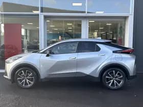Toyota C-hr thumbnail 3
