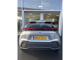 Toyota C-hr thumbnail 6