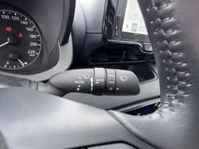 Toyota Yaris thumbnail 14