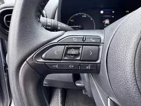 Toyota Yaris thumbnail 33