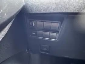 Toyota Yaris thumbnail 43