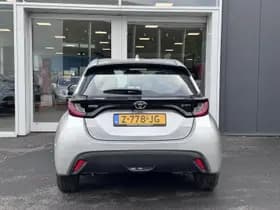 Toyota Yaris thumbnail 7