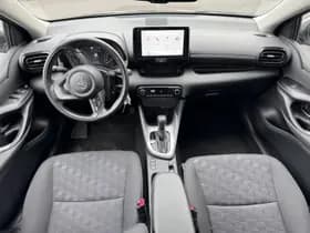 Toyota Yaris thumbnail 8