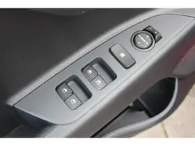 Kia Stonic thumbnail 16