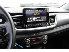 Kia Stonic thumbnail 56