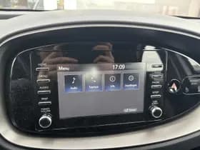 Toyota Aygo thumbnail 16