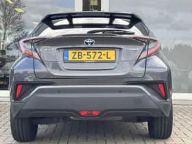 Toyota C-hr thumbnail 12