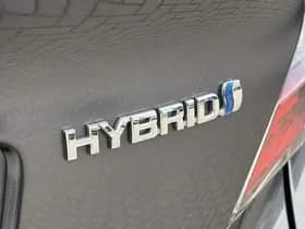 Toyota C-hr thumbnail 60