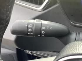 Toyota Corolla thumbnail 25