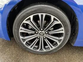 Toyota Corolla thumbnail 4