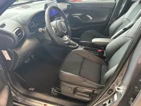 Toyota Yaris-cross thumbnail 9