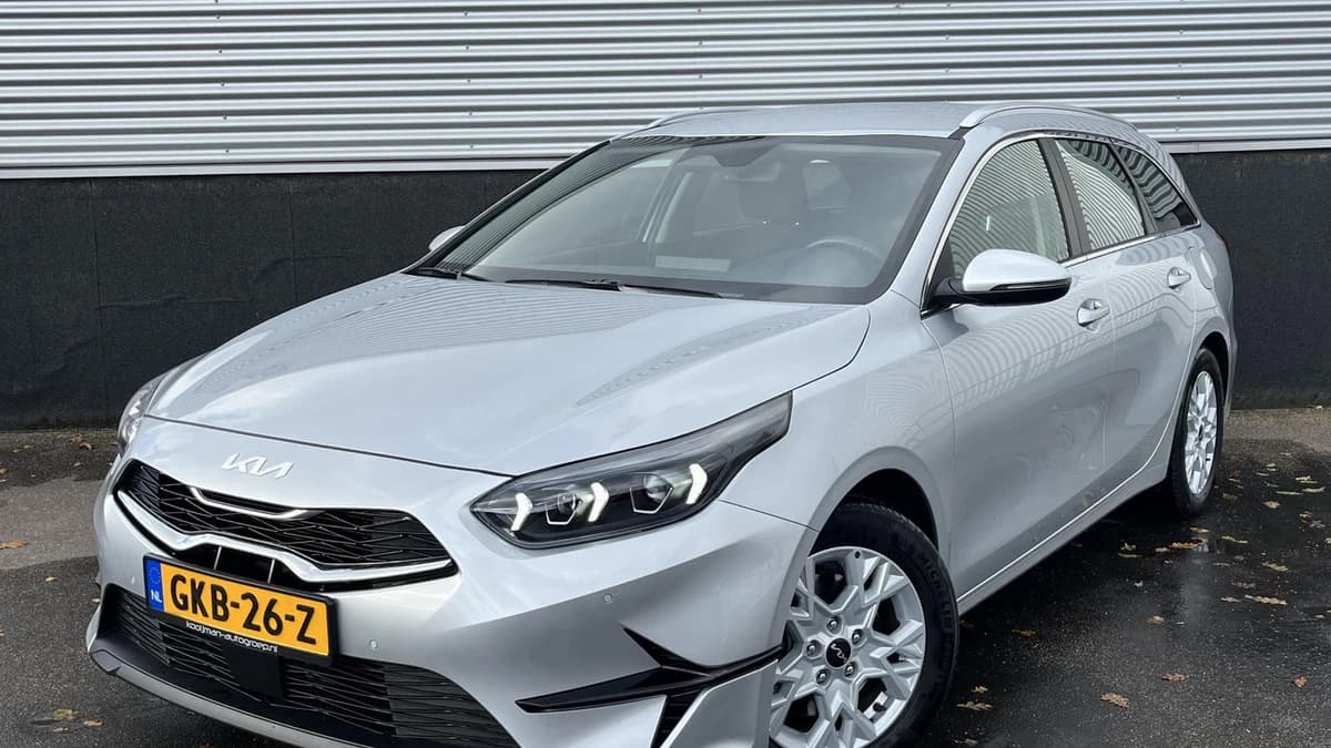 Kia Ceed-sportswagon — foto 1