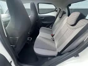 Toyota Aygo thumbnail 16