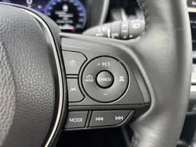 Toyota Corolla-cross thumbnail 21