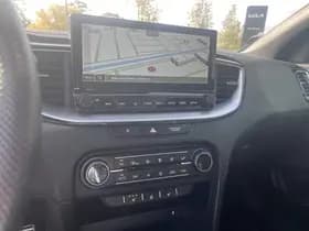 Kia Proceed thumbnail 42