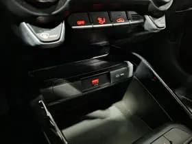 Kia Stonic thumbnail 48