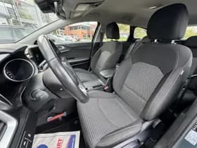 Kia Ceed-sportswagon thumbnail 5