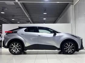 Toyota C-hr thumbnail 11