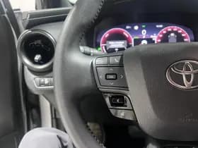 Toyota C-hr thumbnail 12