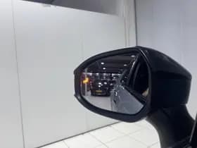 Toyota C-hr thumbnail 29