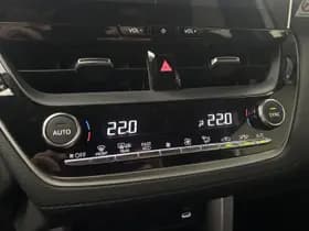 Toyota Corolla-cross thumbnail 16