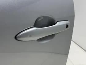 Toyota Yaris-cross thumbnail 23