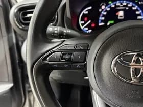 Toyota Yaris-cross thumbnail 39