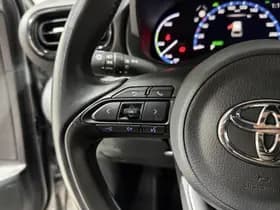 Toyota Yaris-cross thumbnail 10