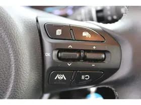 Kia Stonic thumbnail 60