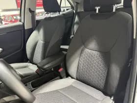 Toyota Yaris-cross thumbnail 3