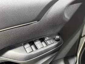 Toyota Yaris-cross thumbnail 58